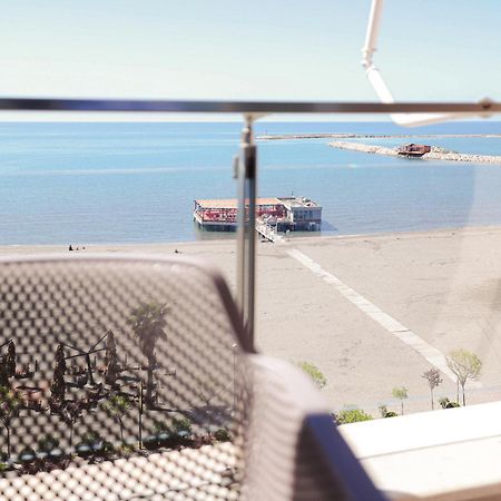 Hotel Frojd - Beach Front Resort Shengjin Bagian luar foto