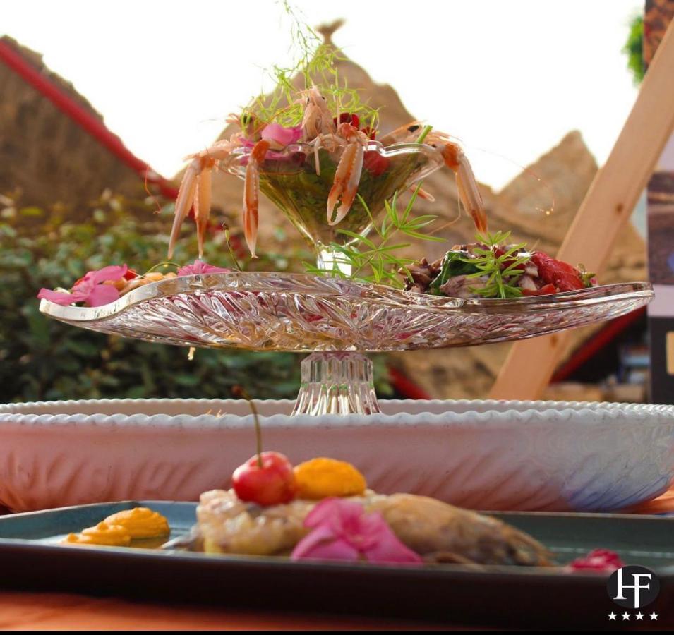 Hotel Frojd - Beach Front Resort Shengjin Bagian luar foto