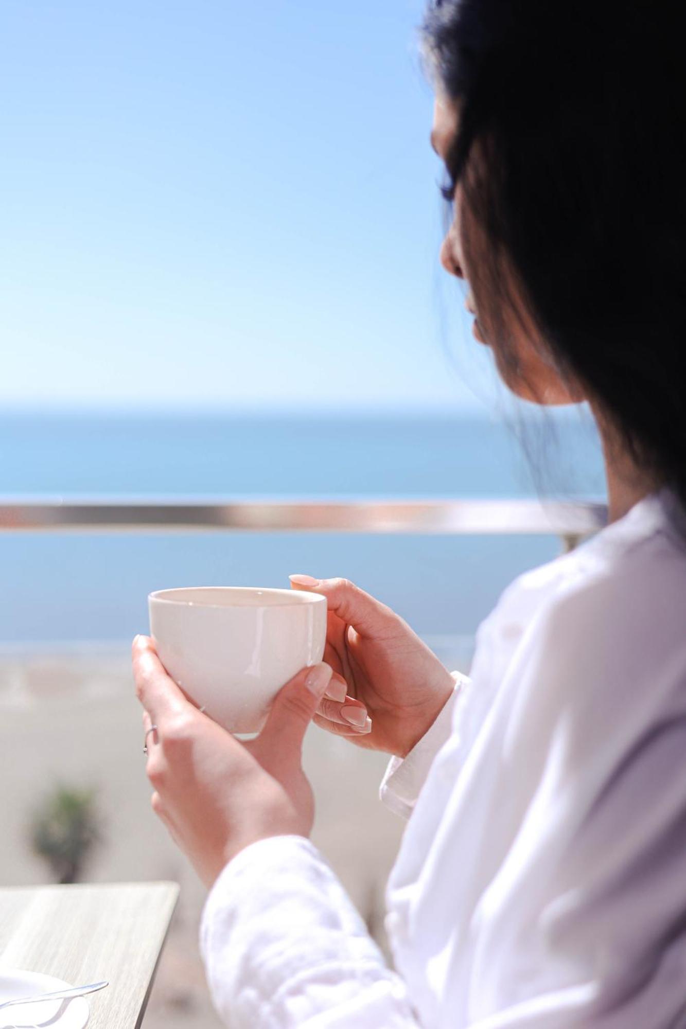 Hotel Frojd - Beach Front Resort Shengjin Bagian luar foto